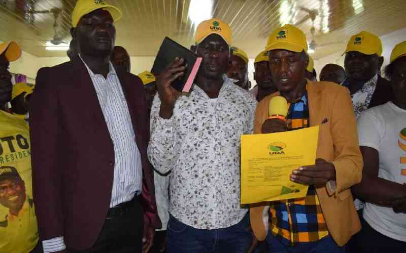ODM man decamps, takes over Homa Bay UDA youth leadership