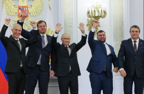 Putin illegally annexes Ukraine land; Kyiv seeks NATO entry