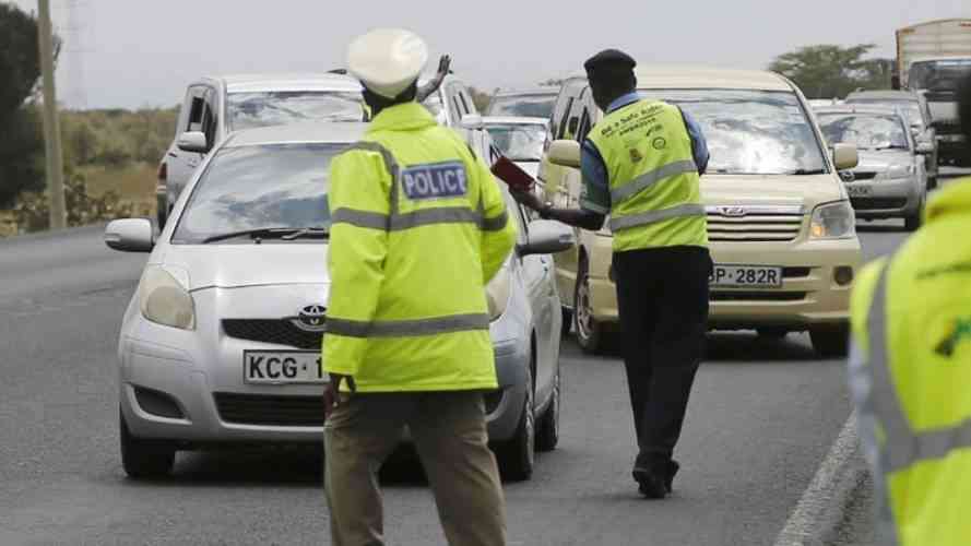 Traffic officers are not allowed to be armed - Mbarak