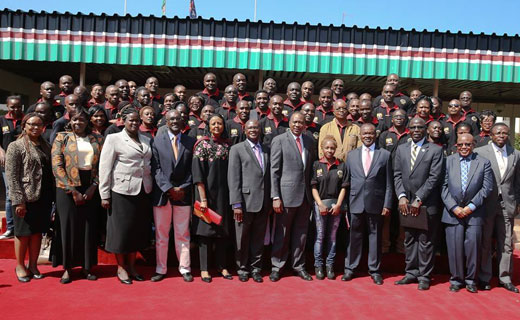 President Uhuru Kenyatta flags off volunteer health workers to Ebola-hit Sierra Leone, Liberia