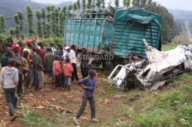 Eight perish in grisly accident along Karatina-Nairobi highway