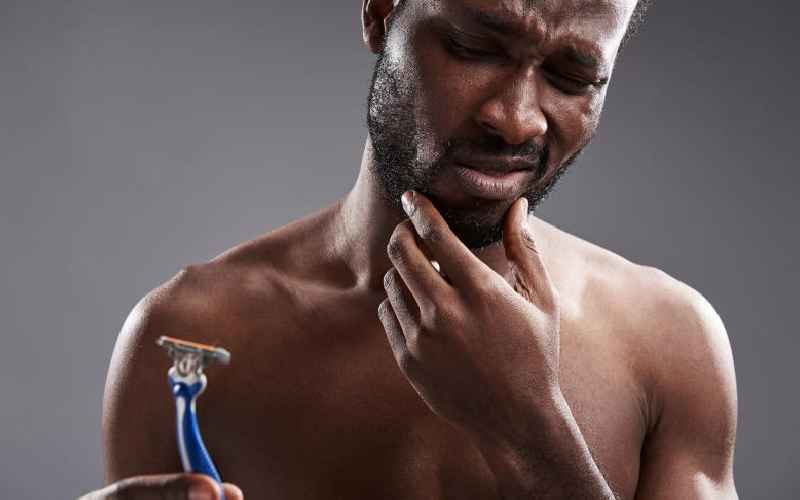 Men trim pubes should Manscaping for