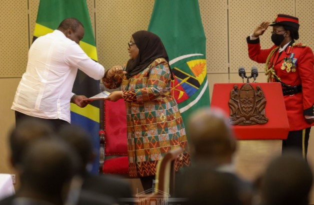Kenya, Tanzania sign eight bilateral agreements