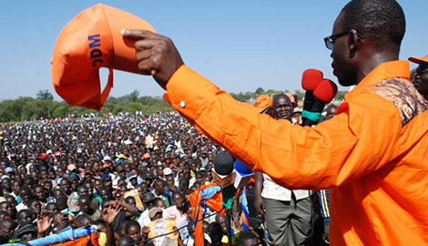 Raila goes flat out for Kajwang’s brother in Homa Bay