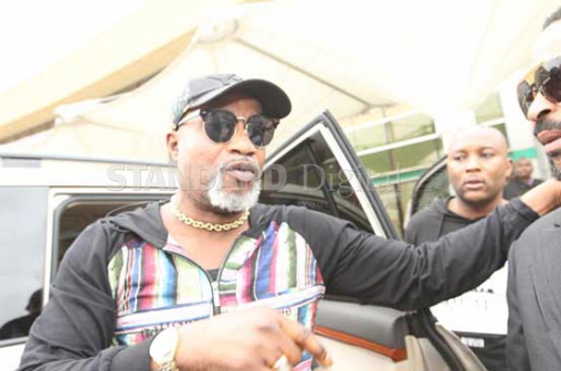 Koffi Olomide Kicks His Female Dancer Ahead Of Show The Standard