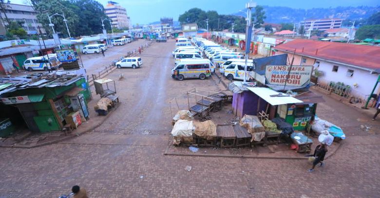 Police lock matatus out of bus park