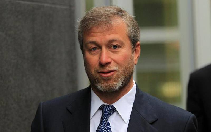 Portugal membuka penyelidikan kewarganegaraan Roman Abramovich