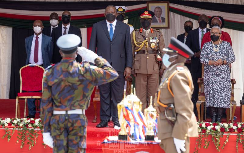 President Uhuru Kenyatta asks security chiefs to stay on high alert