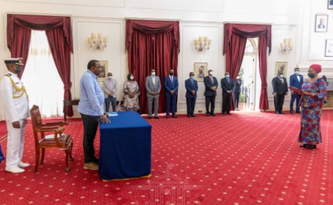 President Uhuru receives credentials from nine new envoys