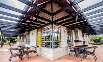 Rustic guest house with an artistic flair