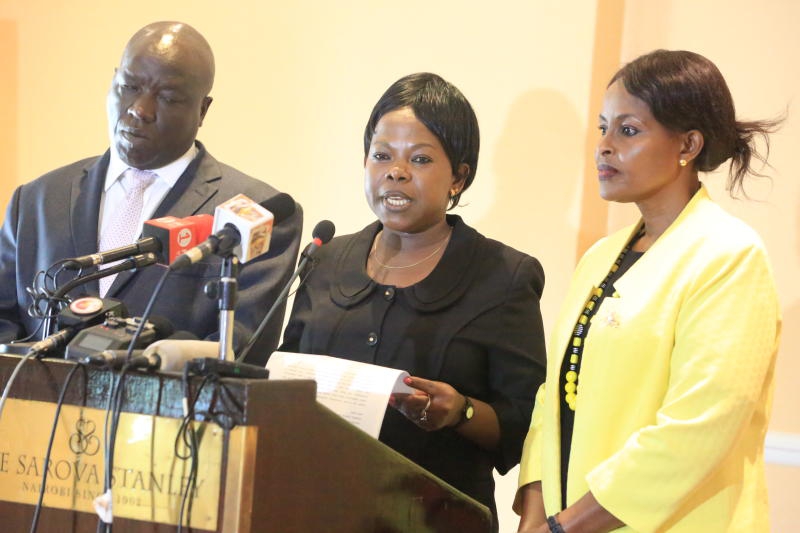 Drama as two former IEBC commissioners return