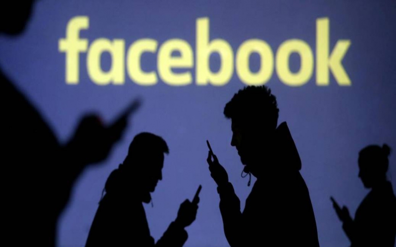 Facebook fixes glitch that exposed millions of user passwords to employees
