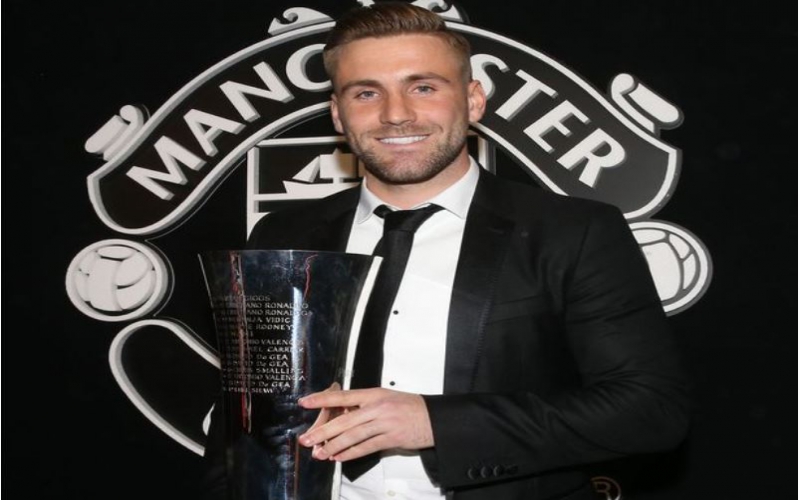 Manchester United: Luke Shaw wins best player award (Photos)
