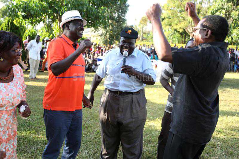 Raila lands in Kisumu ahead of People’s Assembly meeting