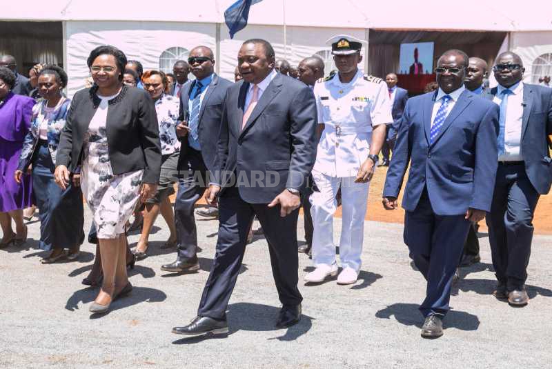 Toe the line, Uhuru tells constitutional commissions 