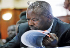 Uhuru opposes lobby’s demands on private case