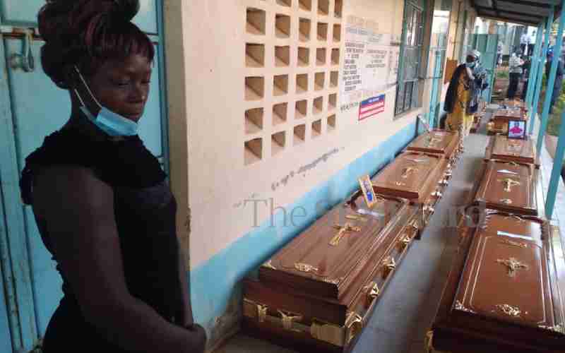Photos: Tears and pain as Siaya tanker explosion victims are buried