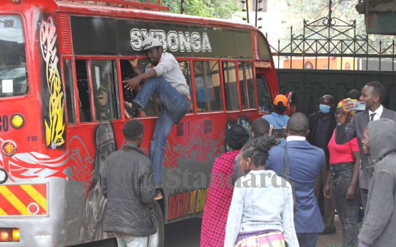 Wanjigi’s supporter using window to jump out.