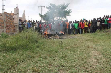 Villagers lynch two brothers, accuse them of killings and robberies