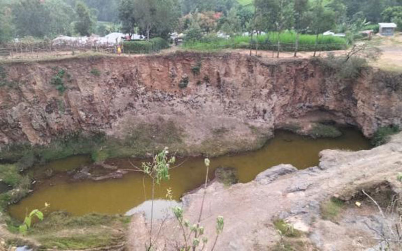Abandoned quarry turns into breeding place for mosquitoes