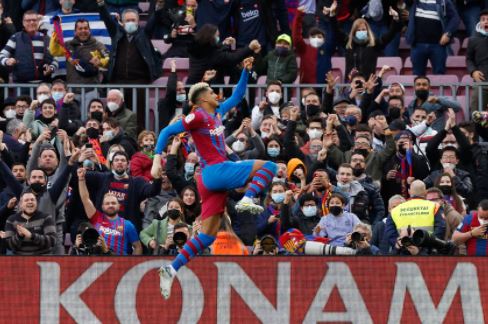 Barca’s Araujo apologises for his gesture in Espanyol match : The standard Sports