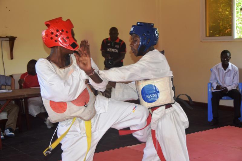 Gym closures force Kenyan sports champions to train by roadside