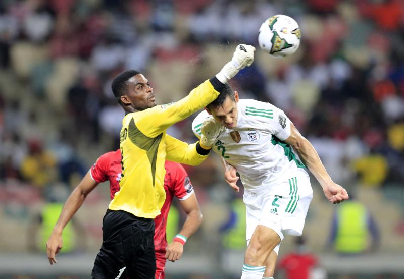 Guinea Khatulistiwa membuat kejutan bagi juara bertahan Aljazair di Piala Negara : Standar Olahraga