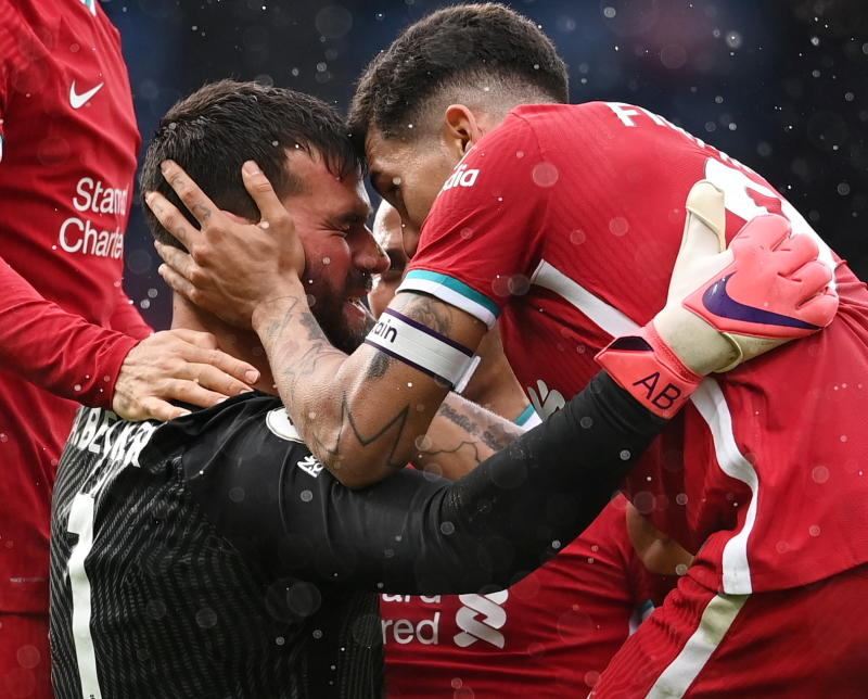 Liverpool goalkeeper Alisson dedicates last-minute goal to late father