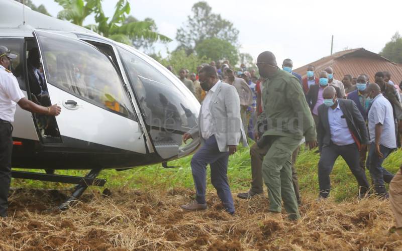 Buzz in Nyaribari as helicopter ferrying Mudavadi lands 