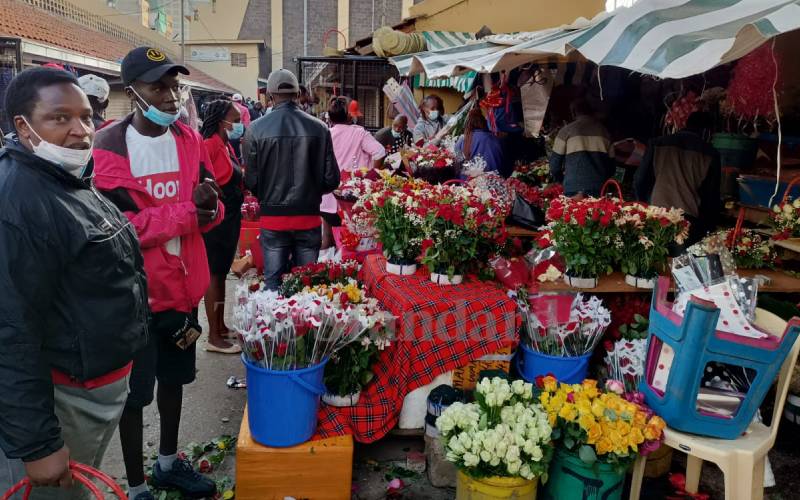 Fancy Valentine's bouquets spice up day of love
