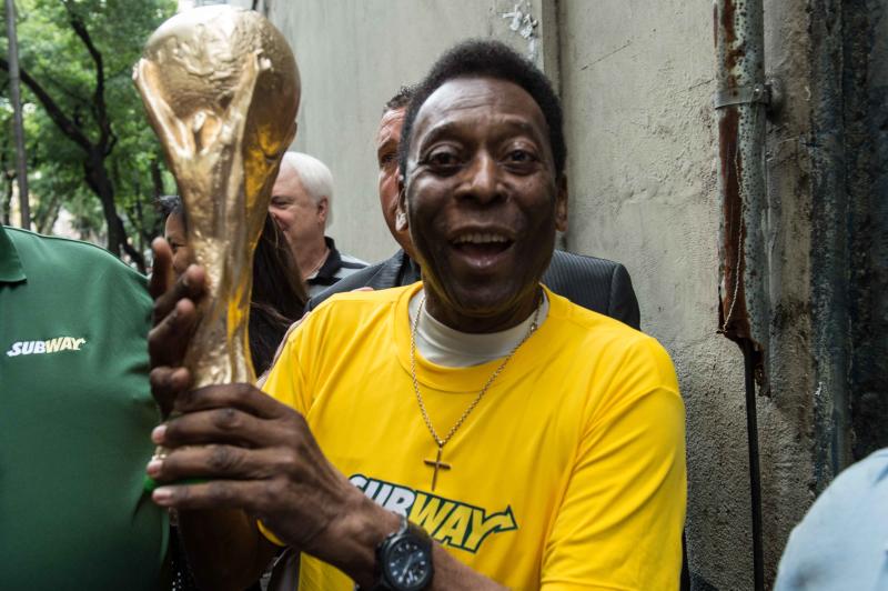 My dad is a fighter, Pele's son says of cancer battle