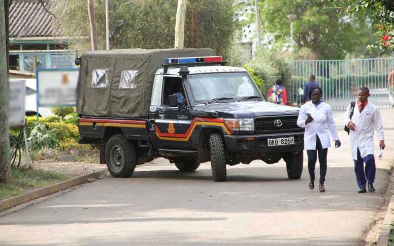 Police officer attempts suicide after killing wife