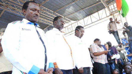 Raila now links IEBC, Jubilee with complicity with Safran