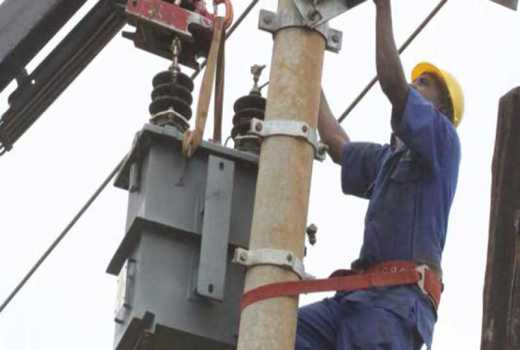 AP claim that 65 per cent of Kenyan households connected to electricity wrong