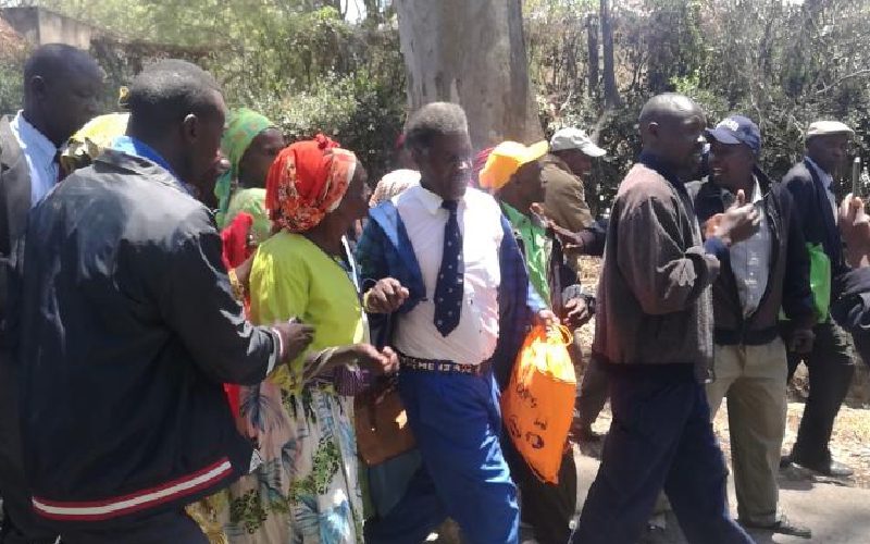 IDPs take officials to sleuths