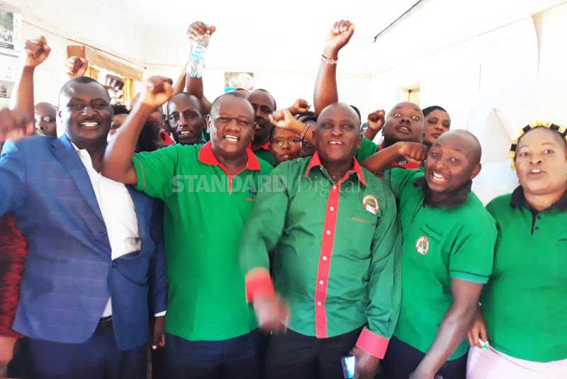 Uncertainty over opening of public schools as strike looms