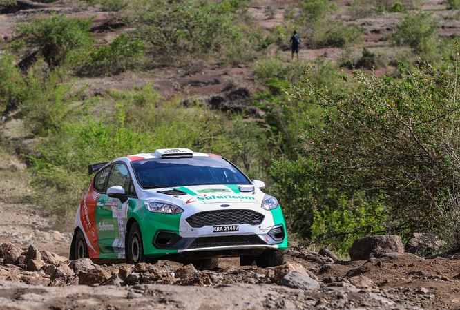 Carl Tundo memenangkan Thika Rally untuk lebih dekat ke mahkota KNRC : Olahraga standar