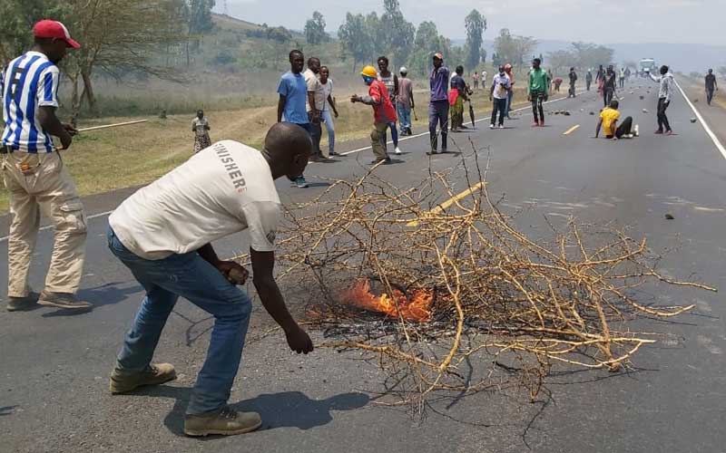 Youth protesting unemployment block Naivasha-Mai Mahiu road