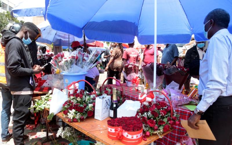 City florists keeping up with last-minute rush.