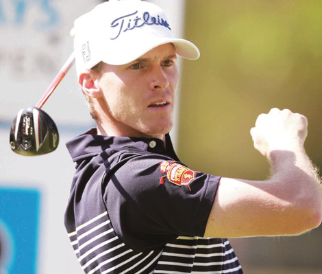 Going gets tough:  Indiza and Snow hang on as SA’s Roos joins Spaniards Oriol and Velasco atop leaders’ board
