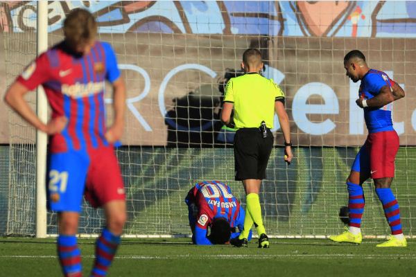 Barcelona draw 3-3 at Celta Vigo after stunning second-half collapse