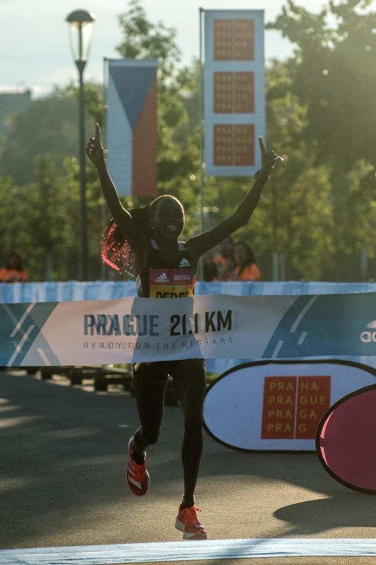 Jepchirchir Breaks Women Only Half Marathon World Record The Standard Sports