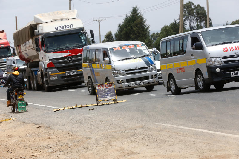 Confusion, chaos as police erect blockades in the zones area - The Standard