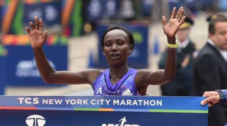 Keitany in race against time: Mary and Bekele have records in mind at the London Marathon
