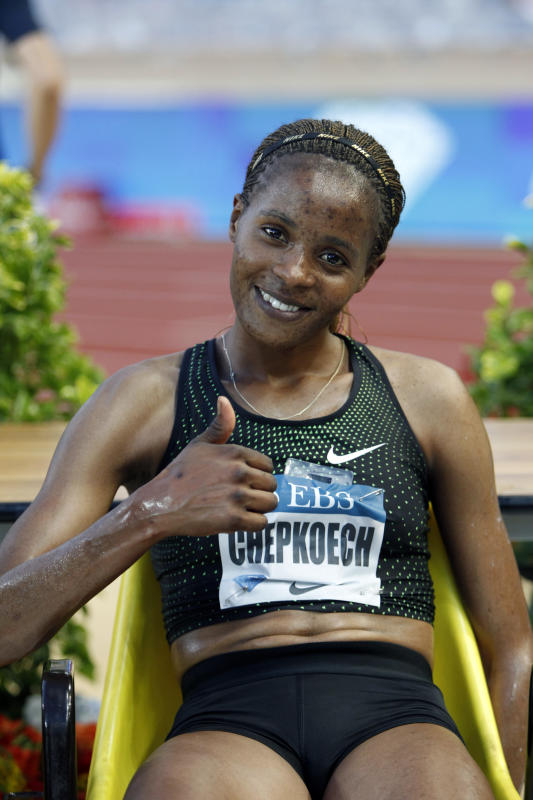 Beatrice Chepkoech breaks steeple chase World Record