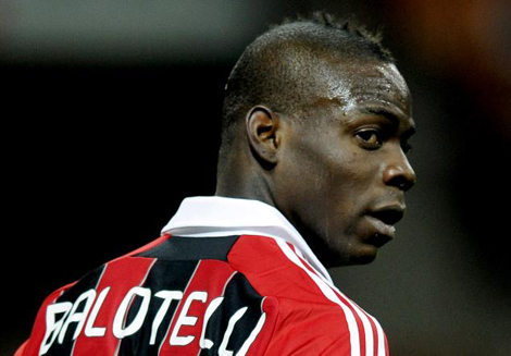 Mario Balotelli ‘placed on transfer list’ by AC Milan