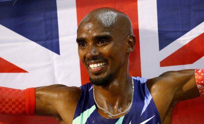 Mo Farah returns to track in style by breaking one-hour record