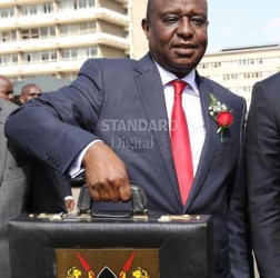 President Uhuru’s election offer ... but where’s the cash?