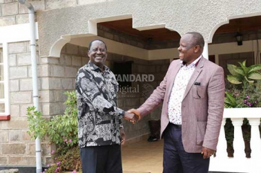 Raila in fresh bid to win Rift Valley votes
