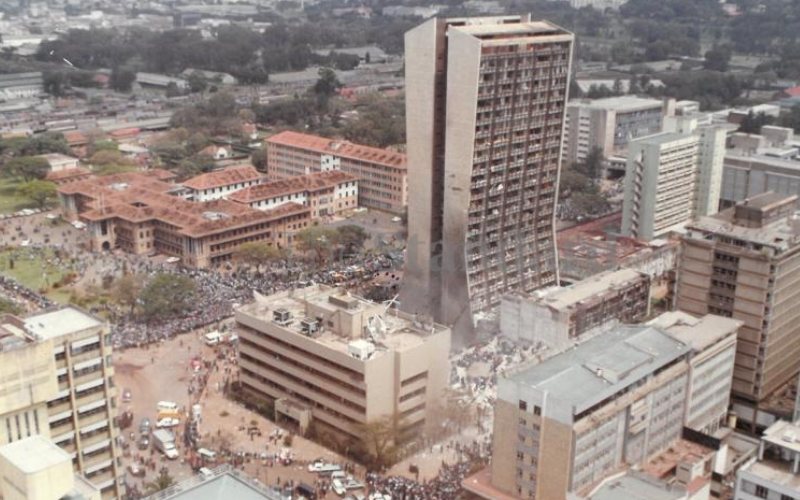 Aerial view of the US embassy, August 7, 1998.